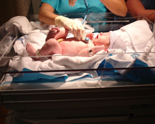 Neonatologo